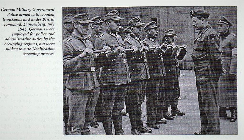 This image has an empty alt attribute; its file name is 010-1.jpg