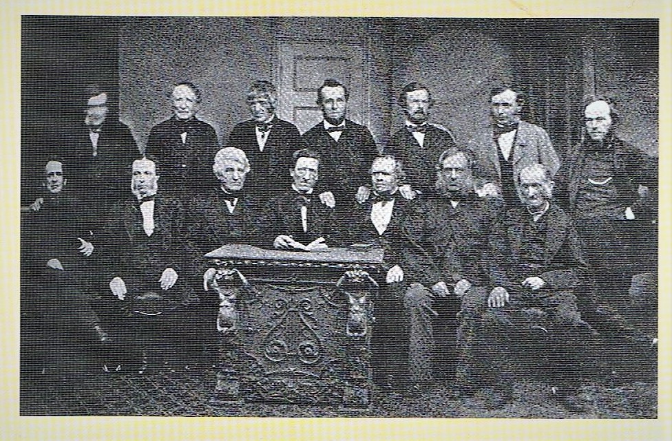 This image has an empty alt attribute; its file name is 001-5.jpg