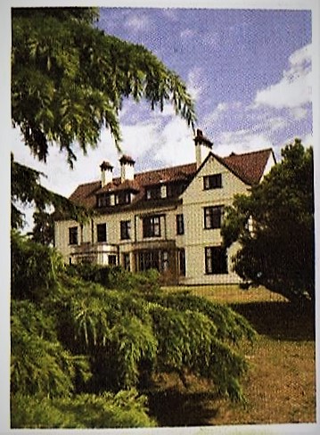 This image has an empty alt attribute; its file name is 006-1.jpg