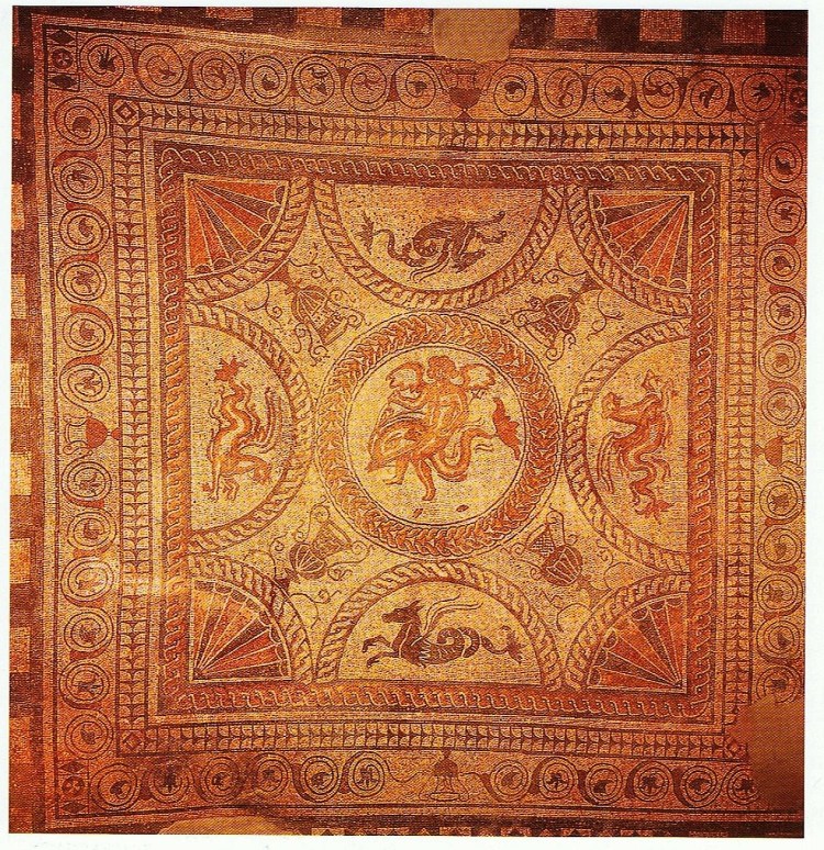 This image has an empty alt attribute; its file name is 022-1.jpg