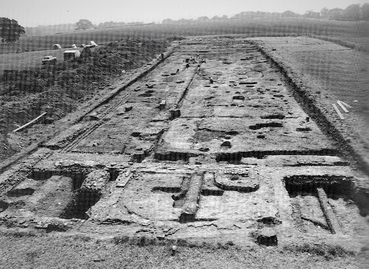 This image has an empty alt attribute; its file name is 001-2.jpg